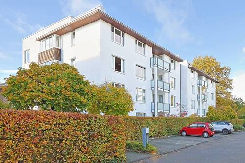 Moderner Gebäudestil sorgt für gehobenes Umfeld - 