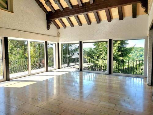 Wohnen mit Weitblick - MEHRGENERATIONEN-HAUS oder WOHN-und GESCHÄFTSHAUS mit URLAUBSFEELING in Oberstenfeld PREVORST!