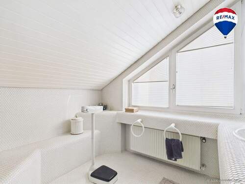 RE:MAX Immobilien DeLux Saarlouis-Picard Bad OG 2 - 