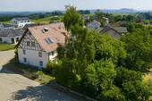 Westansicht mit Garten - 8 Zimmer Einfamilienhaus zum Kaufen in Wutach / Münchingen