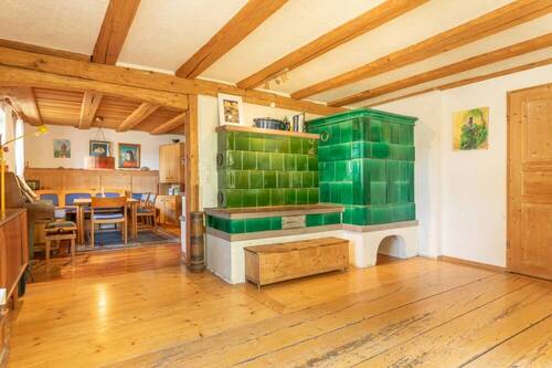 EG - Kachelofen Wohnzimmer - 