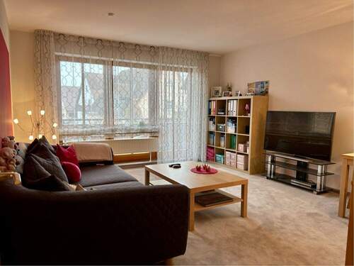 Wohnbereich mit Zugang zum Südbalkon - Etagenwohnung mit 59,00 m&sup2; in Möhrendorf zum Kaufen