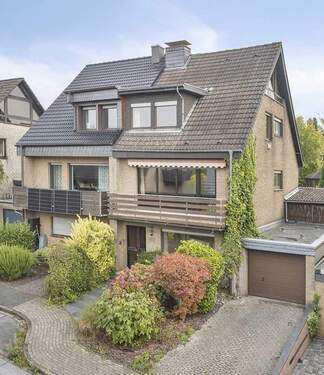 Außenansicht - 5 Zimmer Doppelhaushälfte zum Kaufen in Ratingen