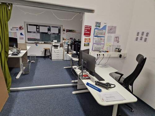 Büroräume EG links - 