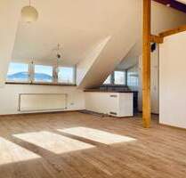 *Helle DG-Wohnung für Individualisten* - Bollschweil