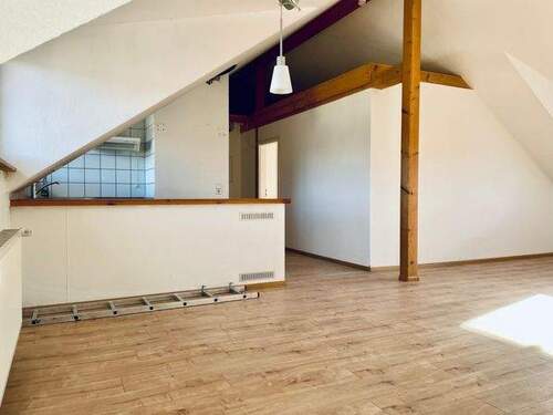 Bild 2 - 3 Zimmer Etagenwohnung zum Kaufen in Bollschweil