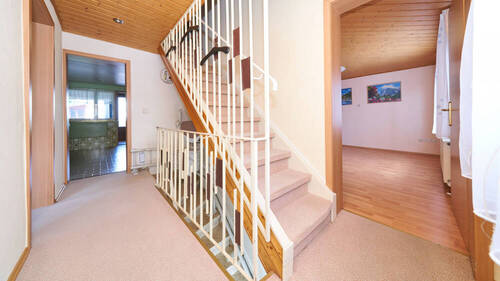 Haus1_Treppe OG zu DG - 