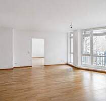 Provisionsfreie 140 m² Eigentumswohnung mit Südbalkon & Tiefgarage in Berlin-Friedrichsfelde Provisionsfreie 140 m² Eigentumswohnung mit Südbalkon & Tiefgarage in Berlin-Friedrichsfelde