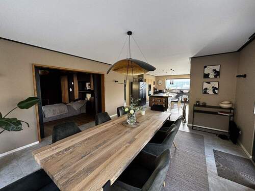 Wohn- Esszimmer mit offener Küche - 