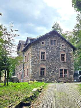 20250902_164022.jpg - 2 Monate Kaltmietenfrei! Tolle 2 Raum- Erdgeschoss- Wohnung unterhalb der Burg Kriebstein zu vermieten!