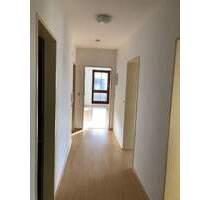 Helle und großzügige 3,5 Zimmer Wohnung mit Südbalkon - Vilsbiburg