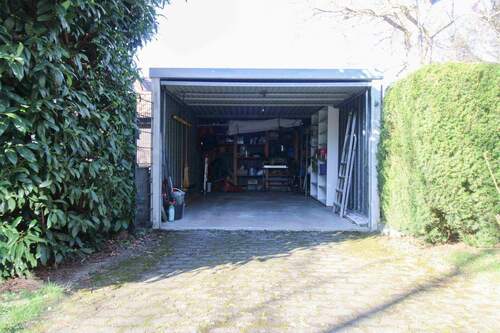 Garage - 