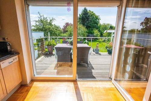 Balkon-Terrasse von Küche aus - 