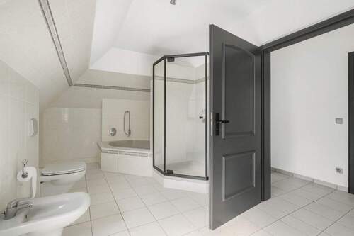 Bad 1 Vorschlag KI - 