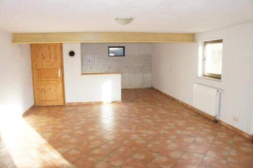 Bild 3 - 8 Zimmer Mehrfamilienhaus, Wohnhaus in Steinebach / Wied