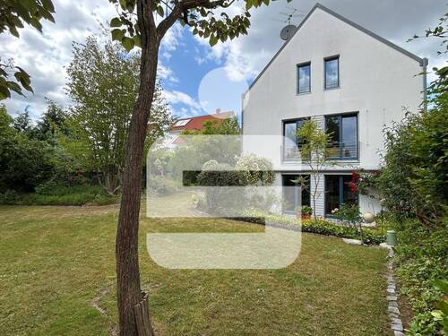 Titelbild - Für anspruchsvolle Wohngenießer!...individuelles Architektenhaus in Falkendorf