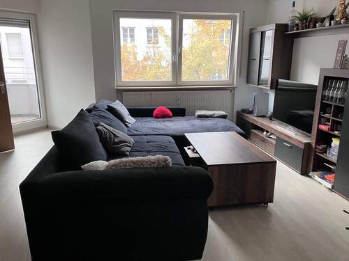 Wohnzimmer - Etagenwohnung mit 59,00 m² in Nürnberg zur Miete