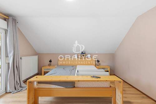 Schlafzimmer Ansicht 2 - 