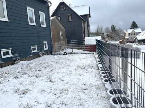 Garten - Mehrfamilienhaus, Wohnhaus mit 110,00 m&sup2; in Neuhaus am Rennweg zum Kaufen