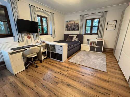 Jugendzimmer im OG - 