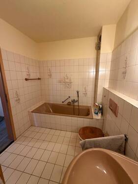 OG WannenDuschbad innenliegend (4) - 