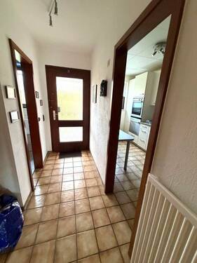 Eingangsbereich - 3 Zimmer Reihenmittelhaus zum Kaufen in Garbsen