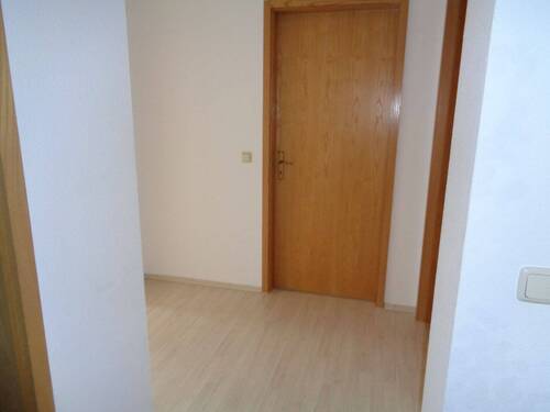 02 Flur - 2 Zimmer Etagenwohnung in Plauen