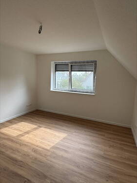 Zimmer 2 - Reihenendhaus mit 106,30 m² in Oldenburg / Donnerschwee zur Miete