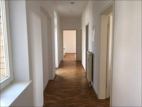 Flurbereich - 2 Zimmer Etagenwohnung in Ludwigshafen am Rhein / Friesenheim/Hemshof