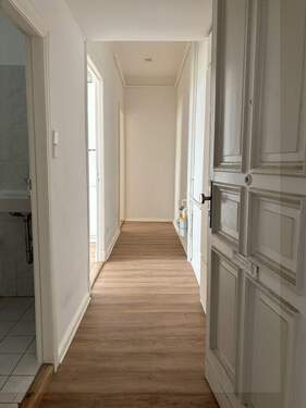 Flur - 1 Zimmer Etagenwohnung zum Kaufen in Berlin