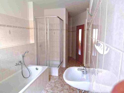 Bad - 4 Zimmer Etagenwohnung zur Miete in Bautzen