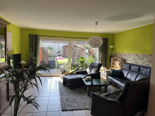 Wohnzimmer - 4 Zimmer Reihenmittelhaus in Solingen