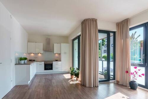 Wohnen und Essen - 2 Zimmer Etagenwohnung in Hamburg