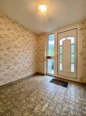 Eingang - 5 Zimmer Reihenmittelhaus zum Kaufen in Osnabrück