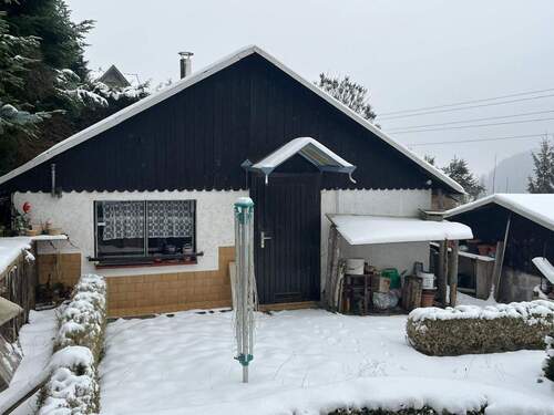 Gartenhaus - 5 Zimmer Einfamilienhaus zum Kaufen in Sonneberg