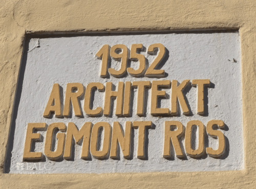 Detail Architekt Egmont Ros - 4 Zimmer Mehrfamilienhaus, Wohnhaus zum Kaufen in Nürnberg