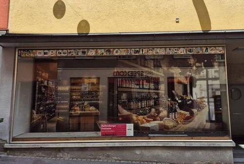 Bild 1 - Gewerbefläche mit großer Glasfront in Toplage - inkl. zusätzlicher Räume im OGDG