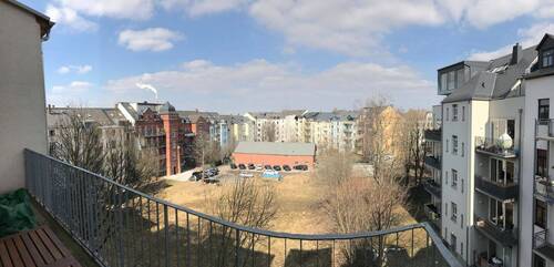 Sicht vom Balkon.jpg - 3 Zimmer Etagenwohnung in Chemnitz