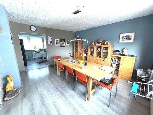 Esszimmer mit Blick zur Küche EG - 