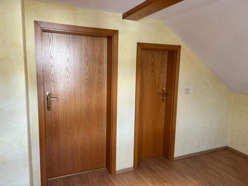 37f3af0e-e016-44da-9843-ba2818bb34e0.jpg - 