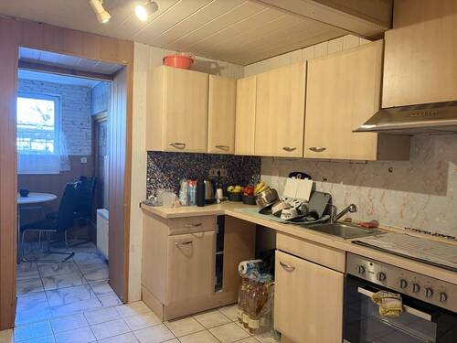 Wohnung 1 Küche - Mehrfamilienhaus, Wohnhaus in Lunden