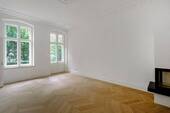 Weitere Ansicht Wohnbereich mit Kamin - Etagenwohnung mit 83,00 m&sup2; in Berlin zur Miete