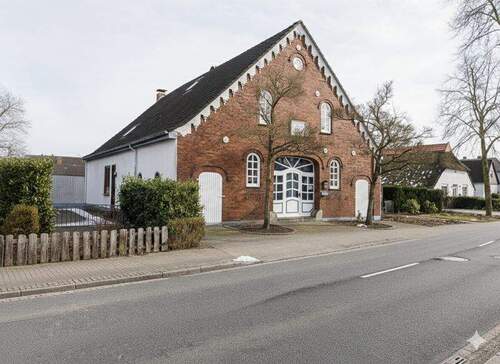 Hausansicht - Raumwunder Historisches Bauernhaus mit 3 Wohneinheiten; Faktor 15