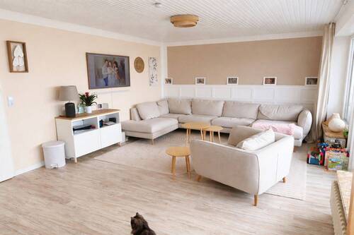 Bild 2 - 9 Zimmer Einfamilienhaus zum Kaufen in Malente-Neukirchen