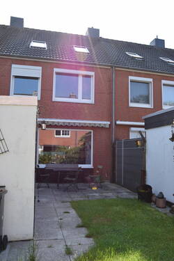 Rückansicht - 5 Zimmer Reihenmittelhaus in Bremen