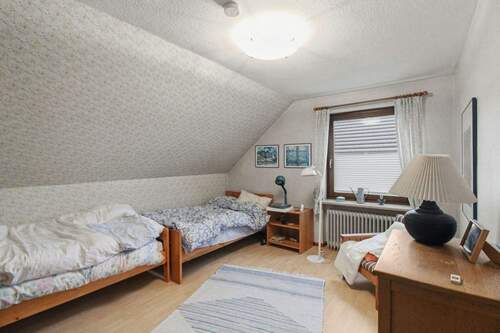Schlafzimmer DG - 