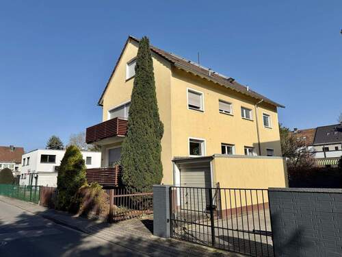 Vorderansicht - 6 Zimmer Mehrfamilienhaus, Wohnhaus zum Kaufen in Offenbach
