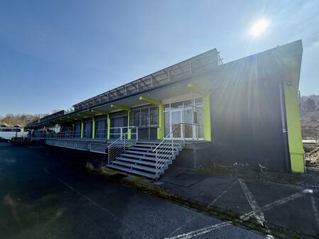 Frontansicht - Halle in Hemer zum Kaufen