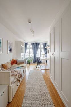 Zimmer 2 - 