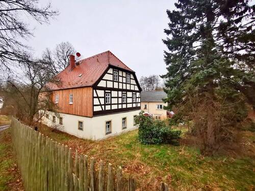 Ansicht - Teilvermietetes ehemaliges Pfarrhaus im Altenburger Land OT Grünberg